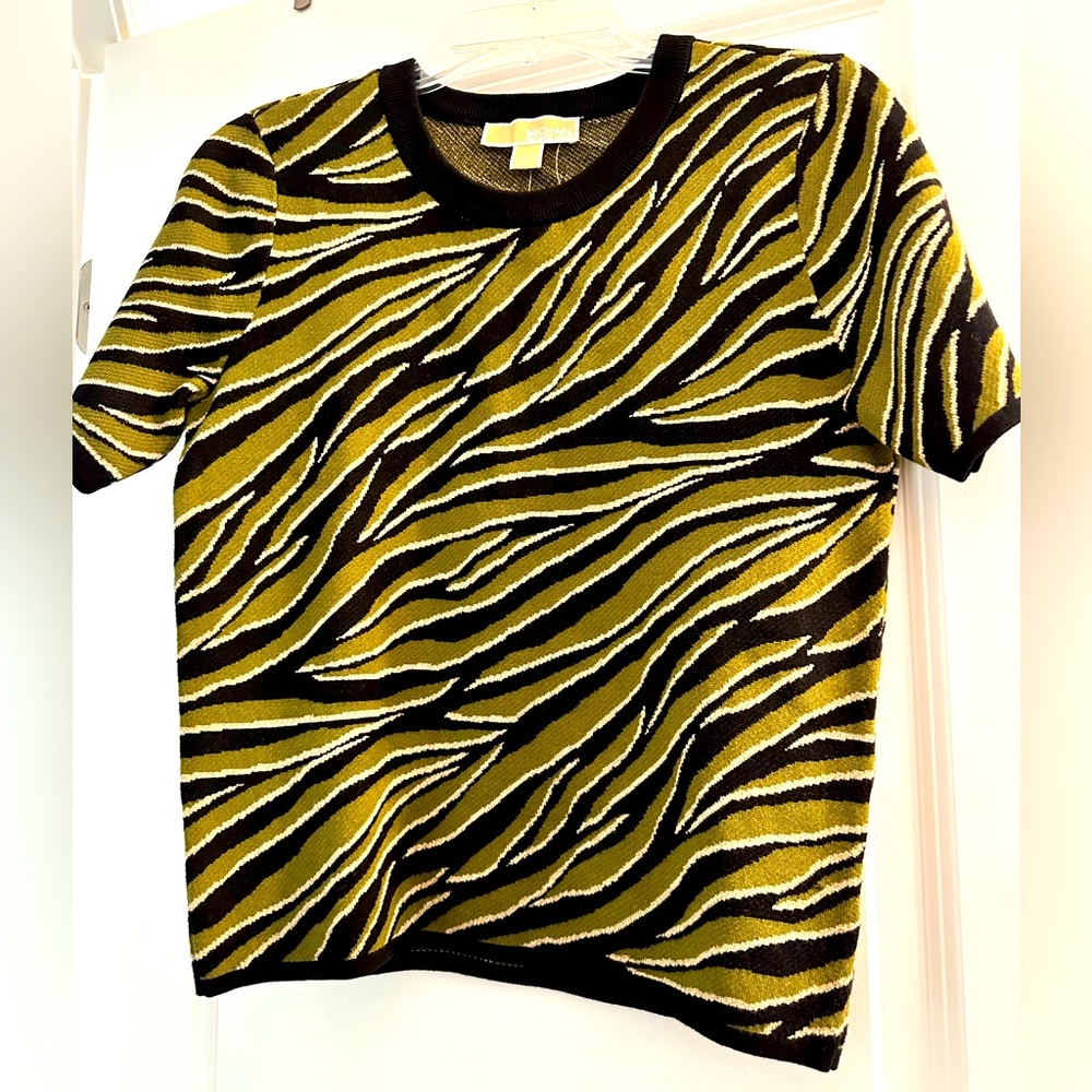 NWT Beautiful Michael Michael Kors Smoky Olive Zebra Print Short Sleeve Sweater
